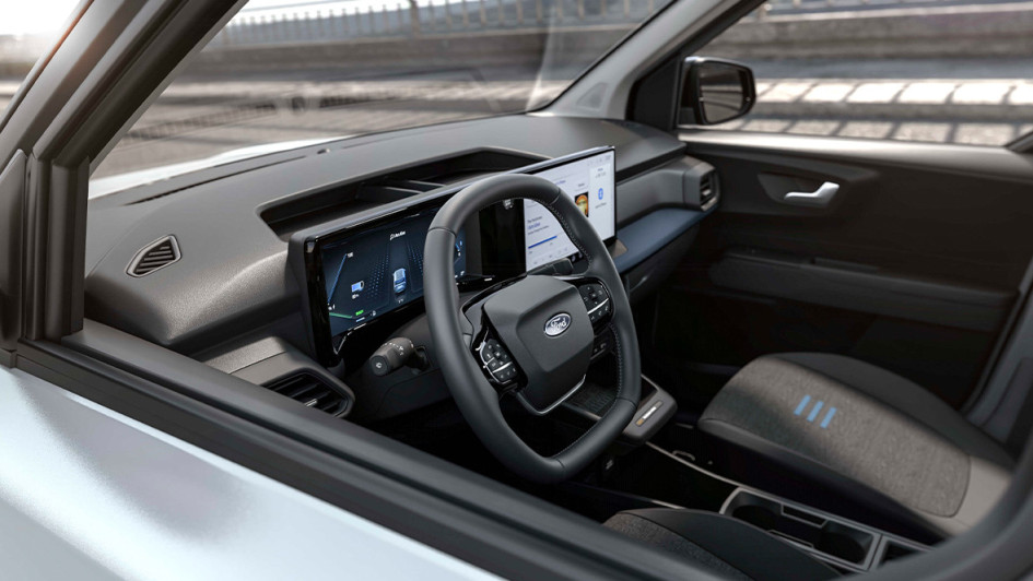 Ford E-Tourneo Courier