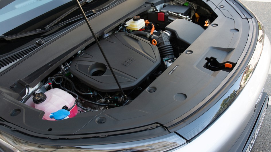 Geely Starray EM-i Test (2026), Motor, Motorhaube