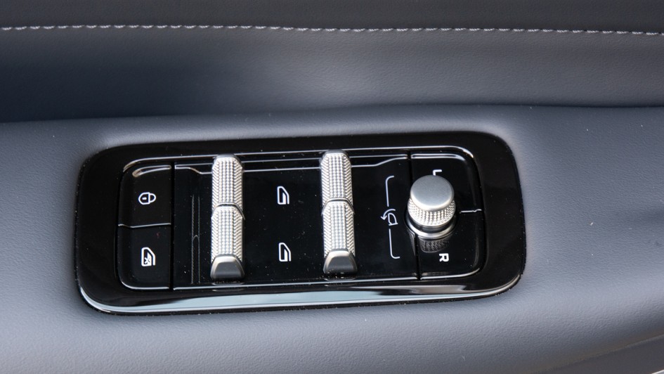 Geely Starray EM-i Test (2026), Fensterheber, Spiegelverstellung