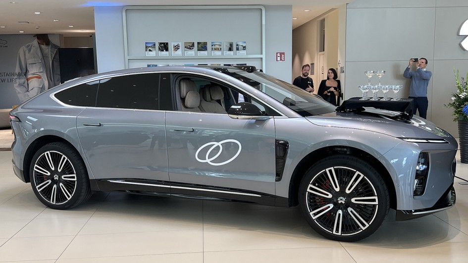 IAA 2025: Nio ET9