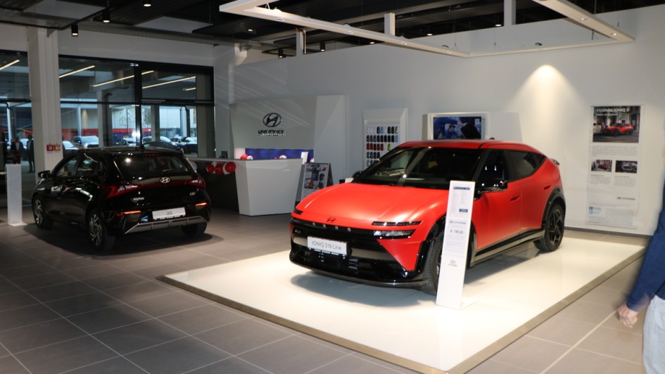 Neue AVAG-Mehrmarkenautohaus in München