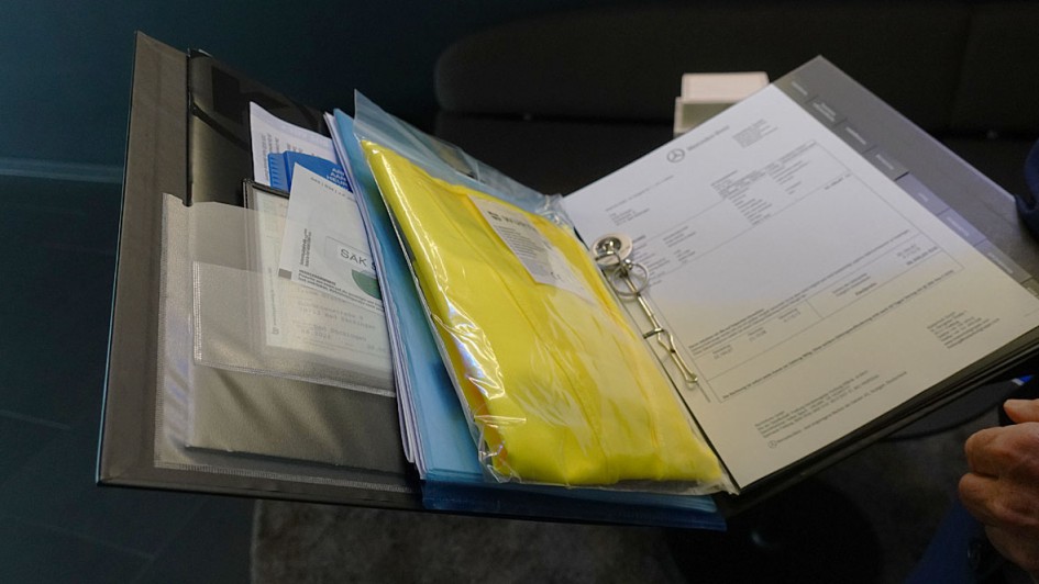 Mercedes-Benz Kestenholz