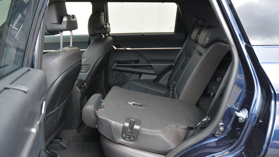 KGM Torres EV Test (2025)