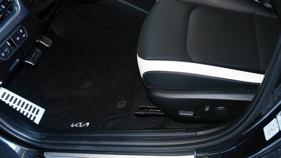 Kia K4 Sportswagon