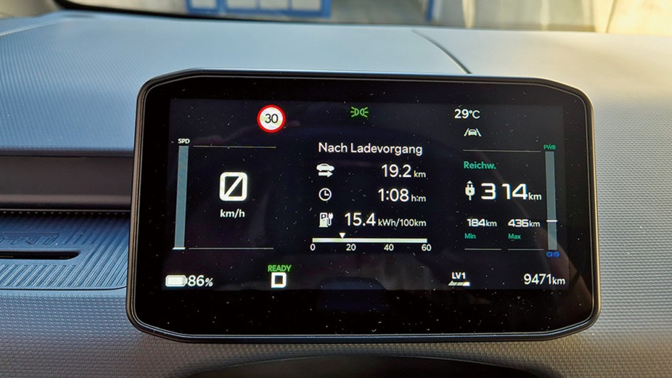Kia PV 5 Test (2026)