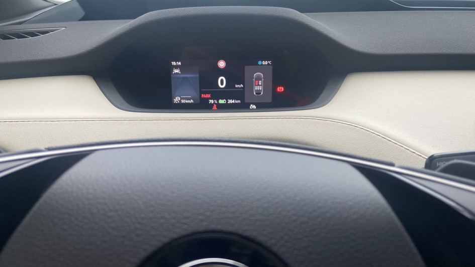 Kombiinstrument im Skoda Enyaq