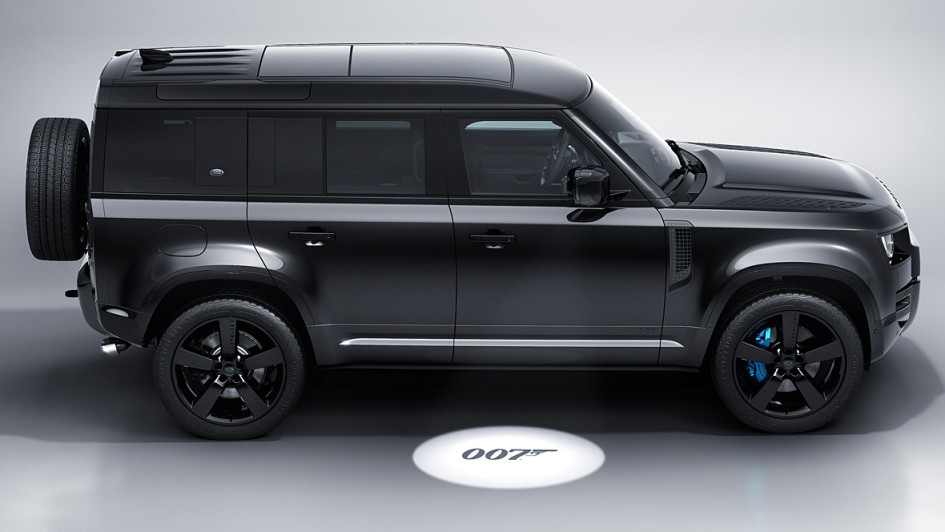 Land Rover Defender 007