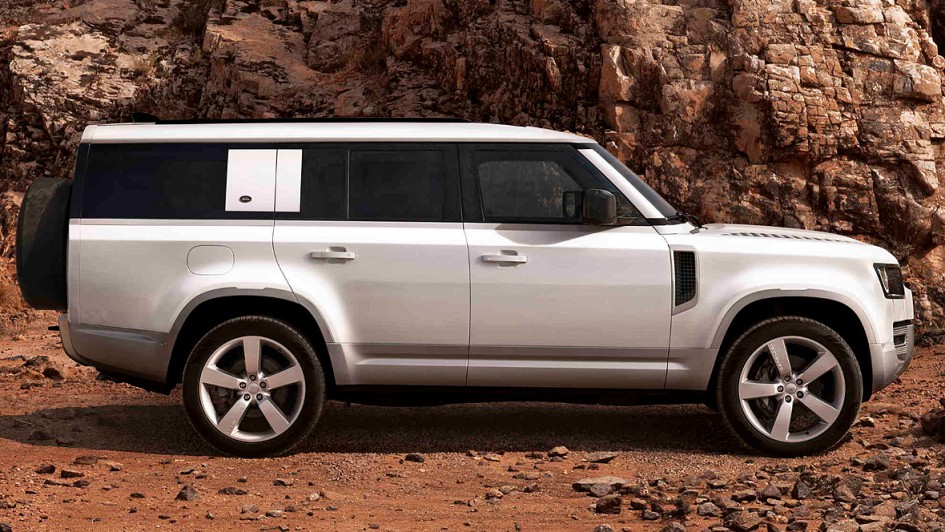 Land-Rover-Defender-130-01