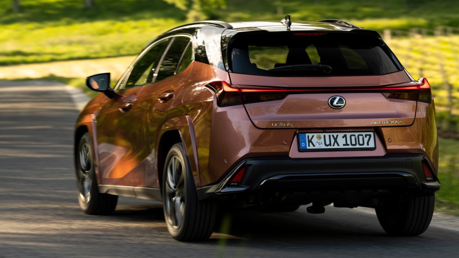 Lexus UX 300h Test