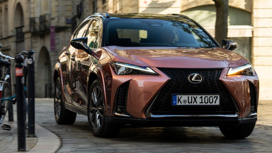 Lexus UX 300h Test