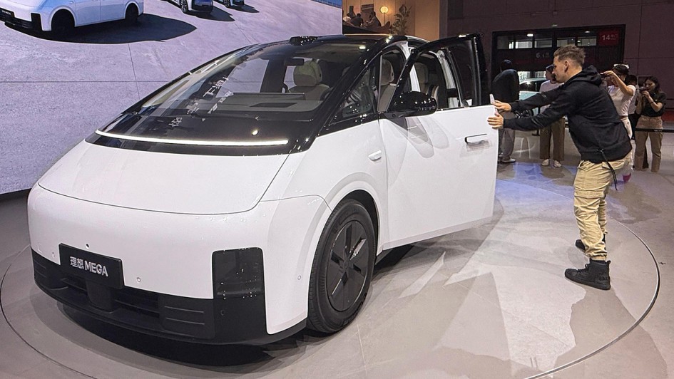 LiAuto Mega