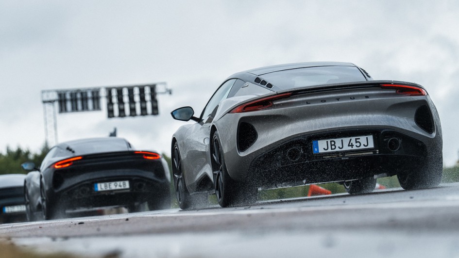 Lotus Emira Turbo SE 