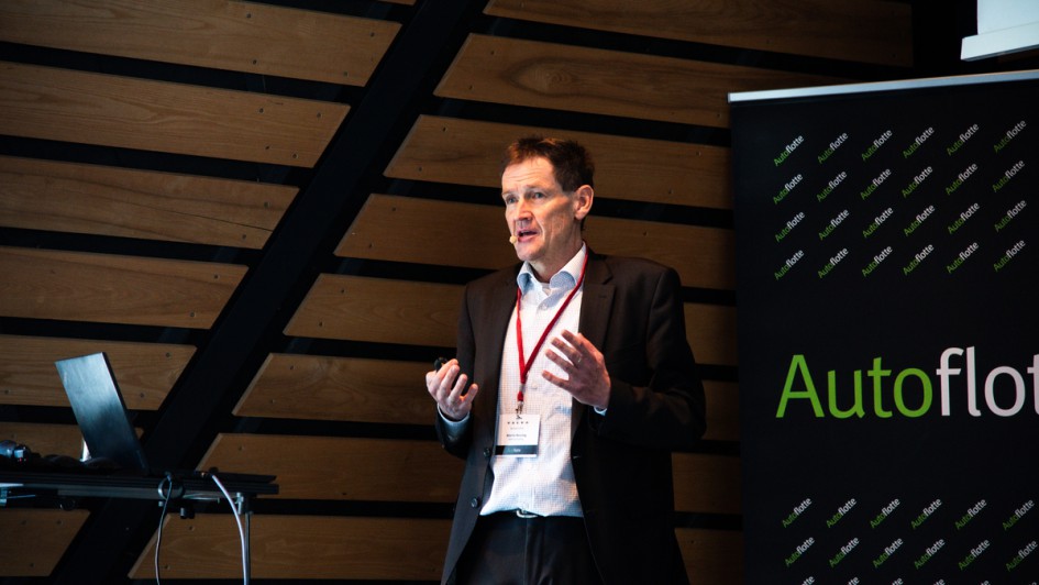 Martin Benzing bei seinem Vortrag zum Thema Risk-Management beim Autoflotte Fuhrparktag