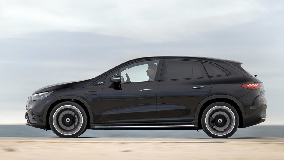 Mercedes-Benz EQE SUV (2024)