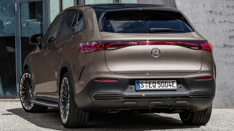 Mercedes-Benz EQE SUV (2024)