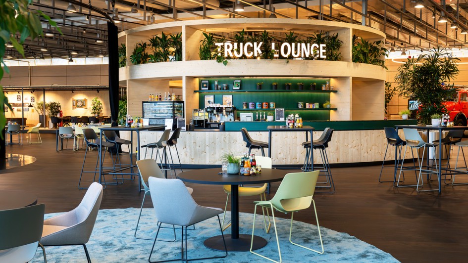 Mercedes-Benz Trucks Customer Experience Center