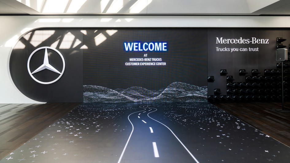 Mercedes-Benz Trucks Customer Experience Center