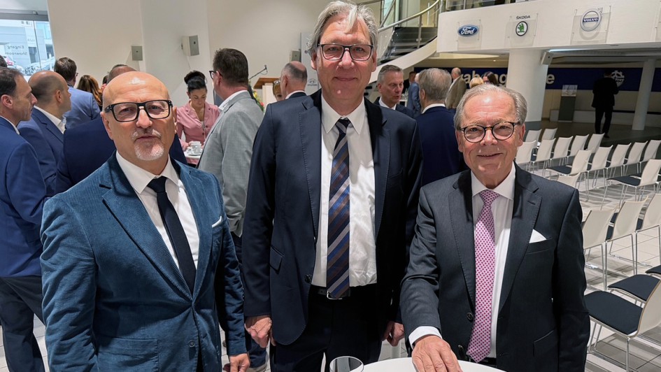 Michael Ziegler wird 70 - Feierstunde in der Schwabengarage