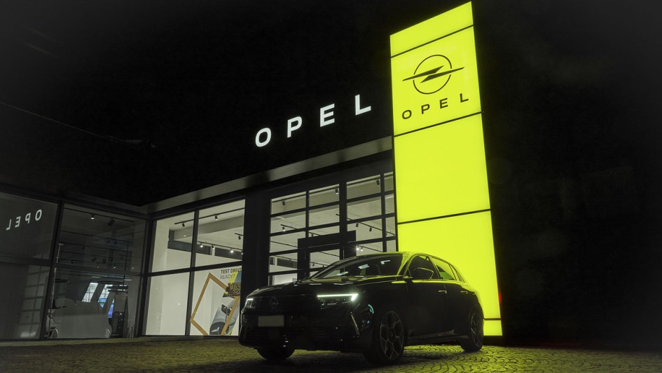 Neues Opel-CI-Konzept für Autohäuser