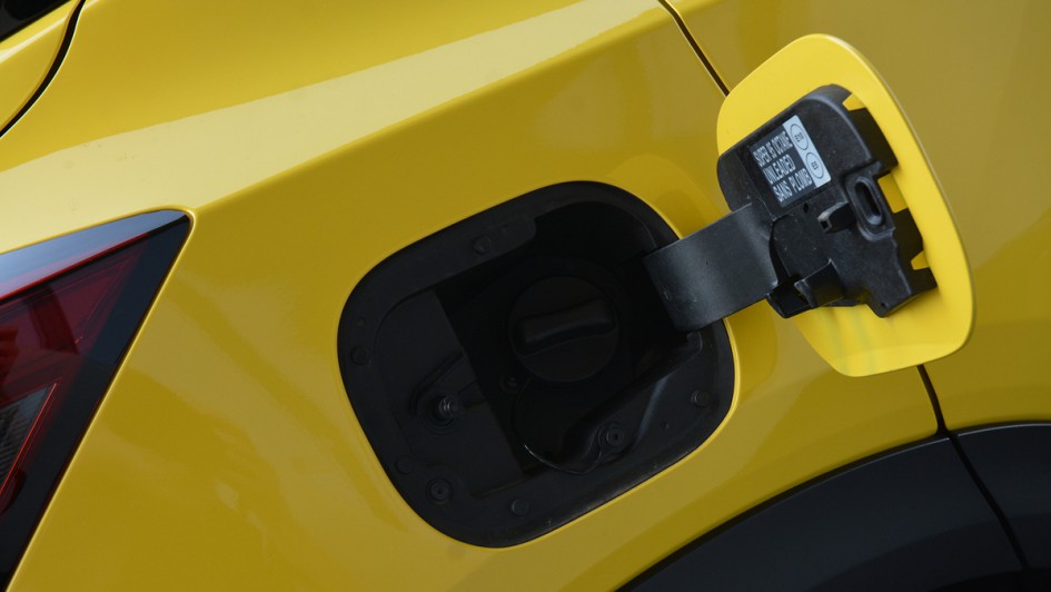 Nissan Juke Hybrid, Tank, Tankdeckel