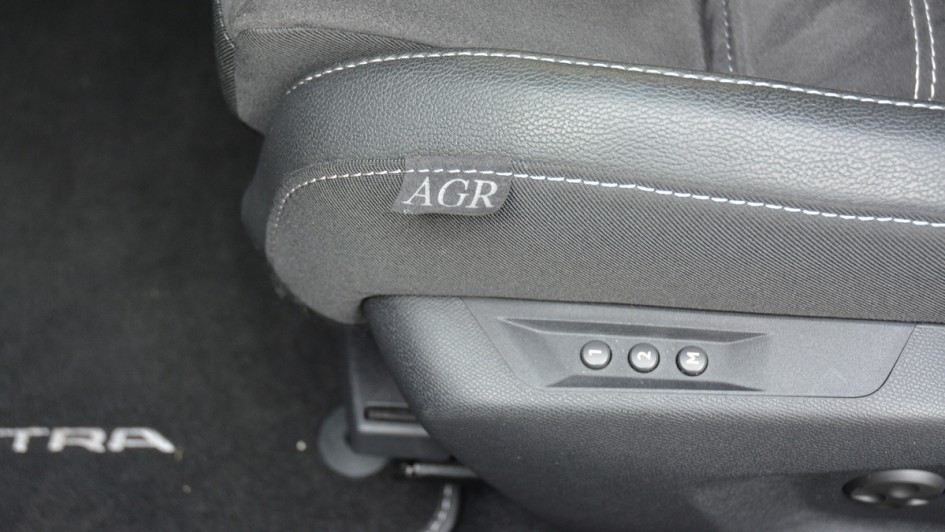 Opel Astra Sports Tourer, Sitz, Fahrersitz, Sitzeinstellung, AGR, AGR-zertifiziert