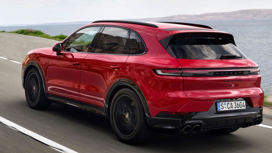 Porsche Cayenne GTS (2024)