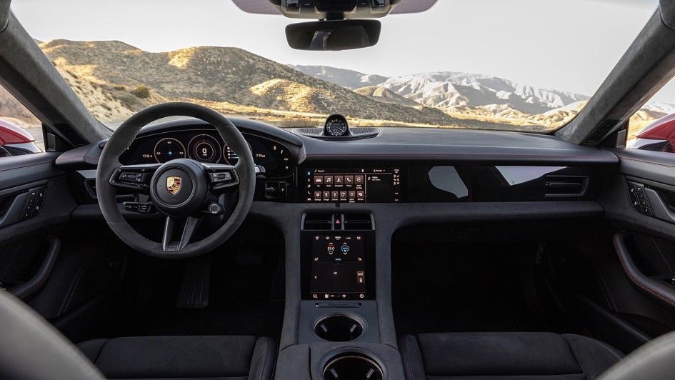 Porsche Taycan GTS Sport Turismo