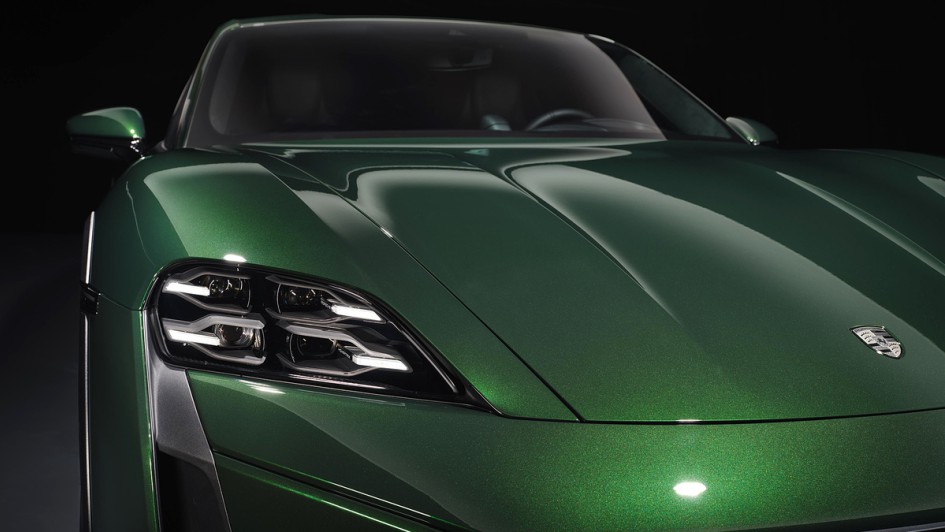 Porsche Taycan (2024)