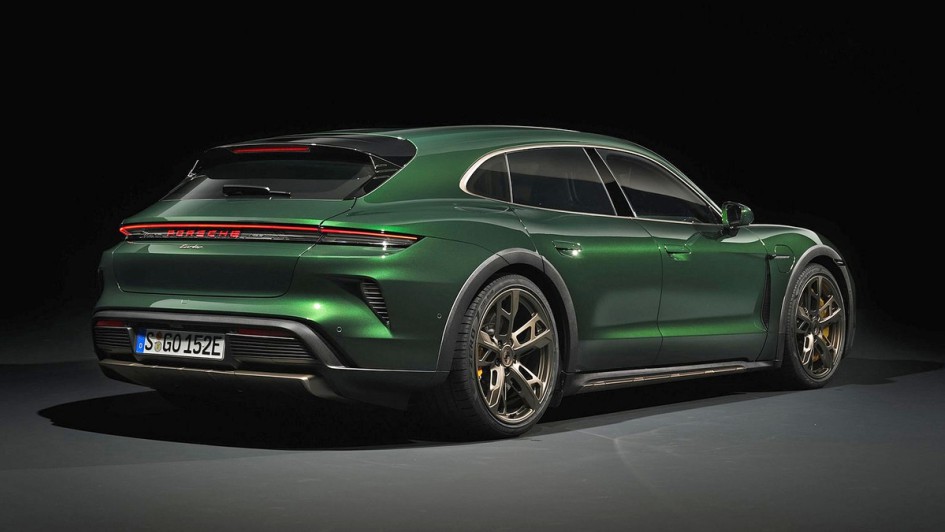 Porsche Taycan (2024)