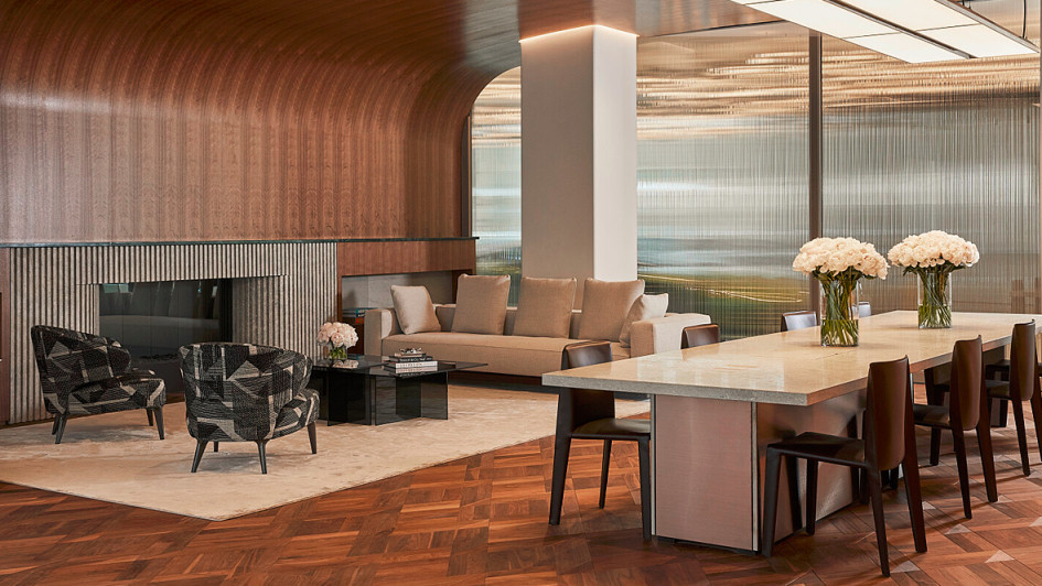 Aston Martin "Q New York"