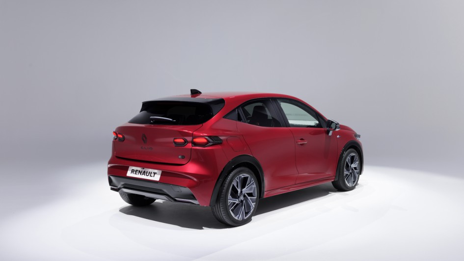 Heckansicht schräg des neuen Renault Clio
