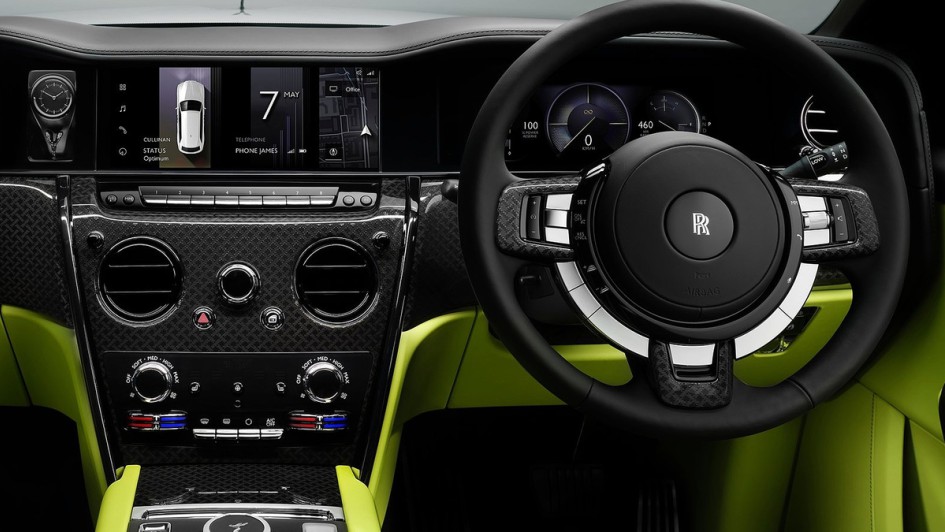 Rolls-Royce Cullinan Black Badge (2025)