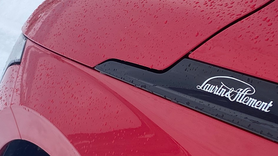 Schriftzug vom Topmodell Enyaq Laurent & Clement