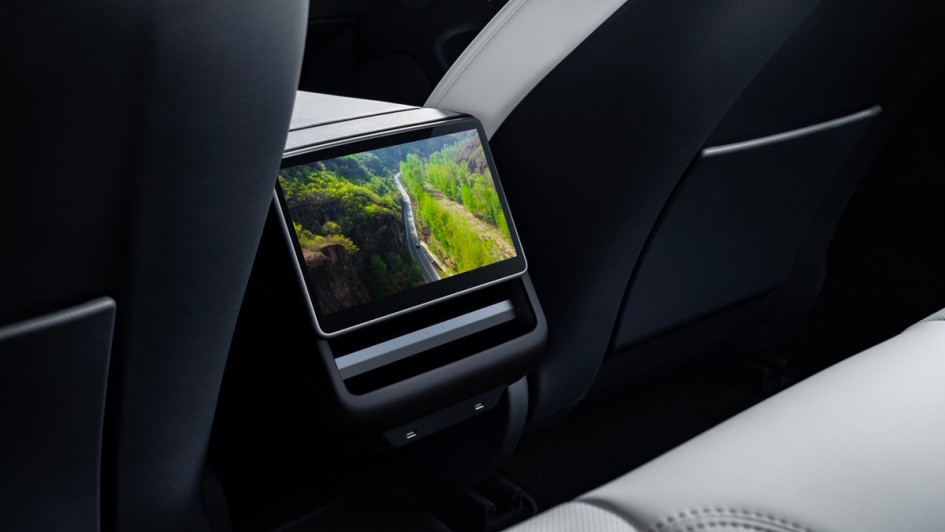 Tesla Model 3 (2024)