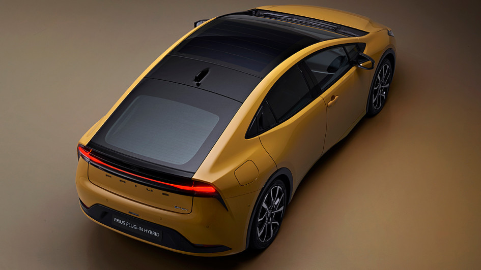 Toyota-Prius-2023-03