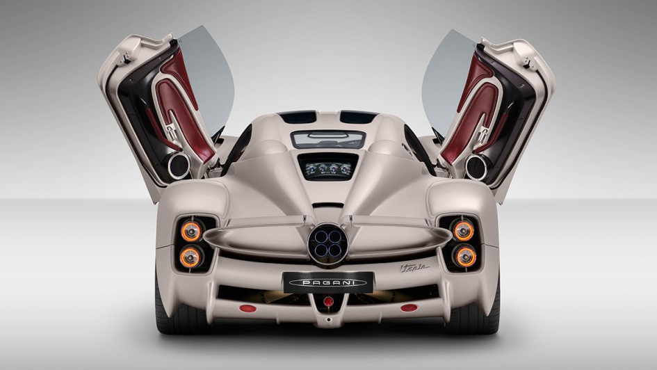 Pagani Utopia