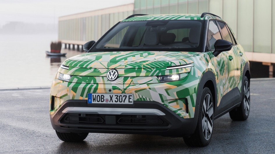 VW ID. Cross Covered Drive