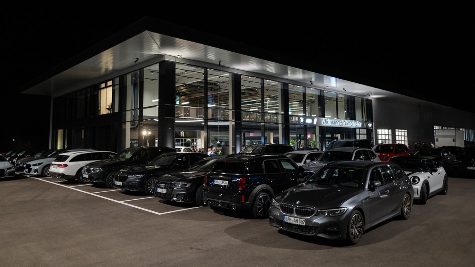 Autohaus B. Widmann Gmbh & Co. Kg Schwäbisch Gmünd Widmann + Winterholler - BMW/Mini-Neueröffnung in Weilheim